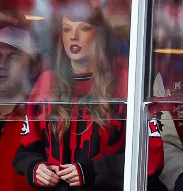 Taylor Swift Vintage Chiefs Sweatshirt